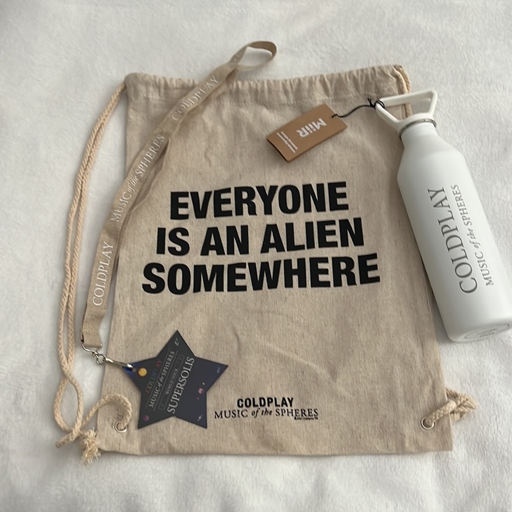 Coldplay Spheres VIP water bottle, backpack, and lanyard New and unused